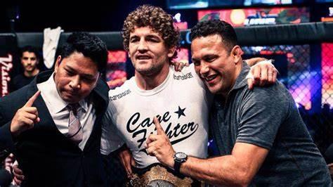  电竞传奇选手宣布退役告别赛场  