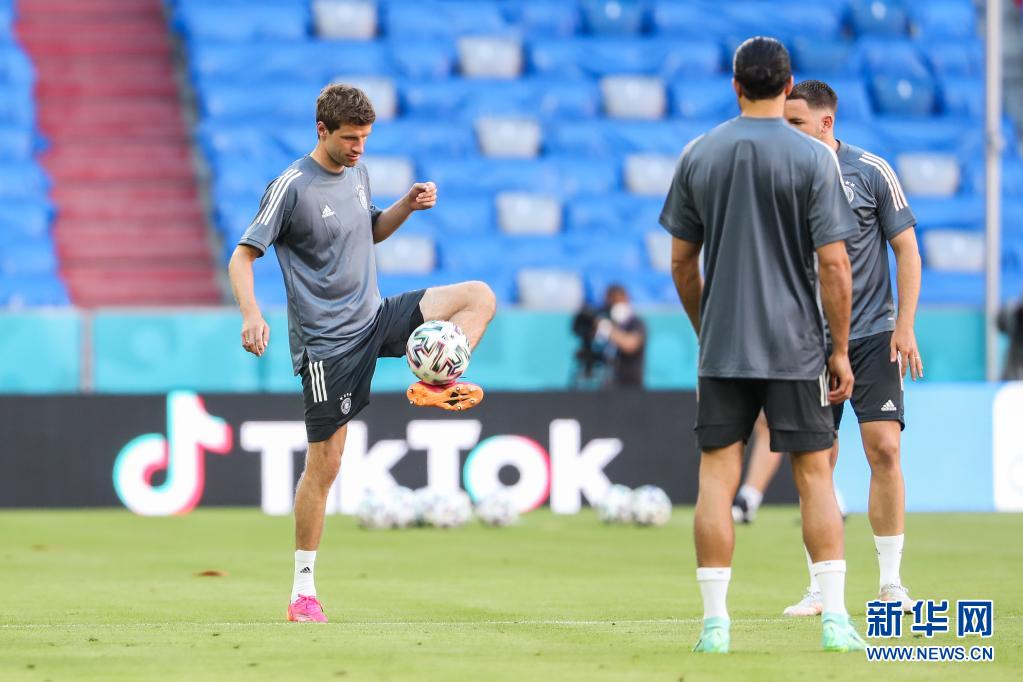 德国队重组钢铁防线，全力备战欧预赛