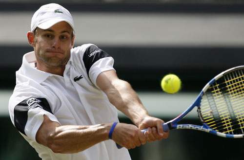  贝雷蒂尼发球重炮，女王杯草地赛轰出25记ACE